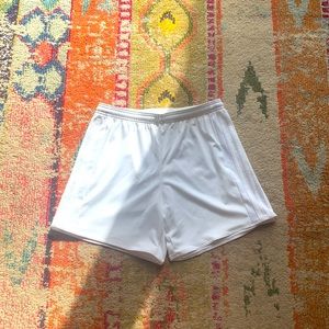 Unisex white running shoes